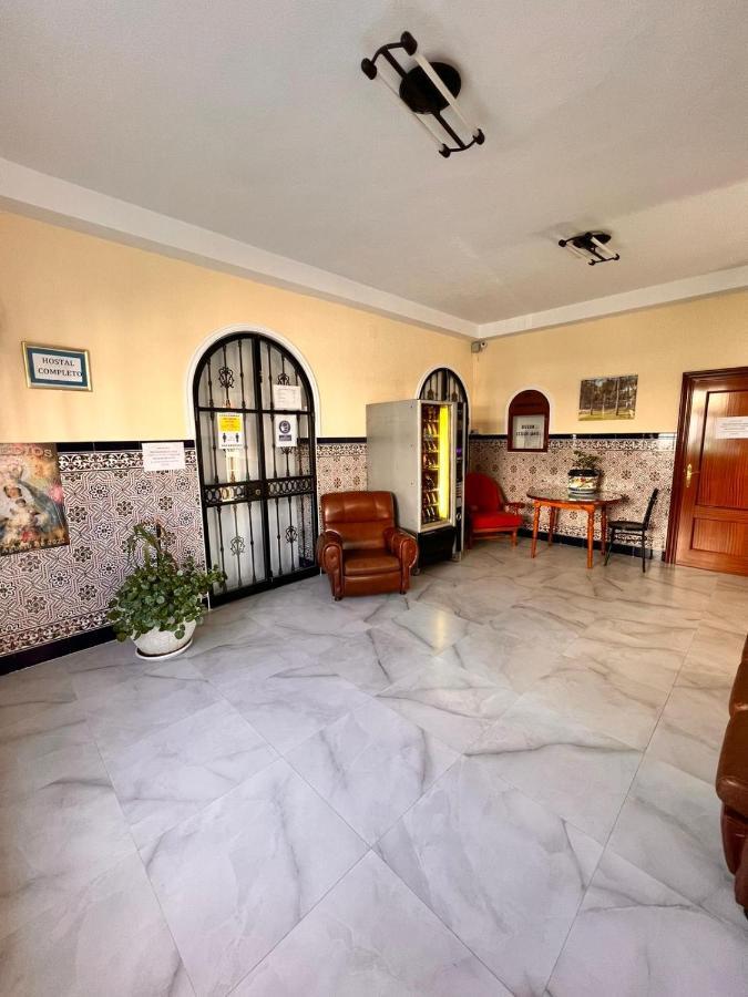 Hostal Muriel Aljaraque Bagian luar foto