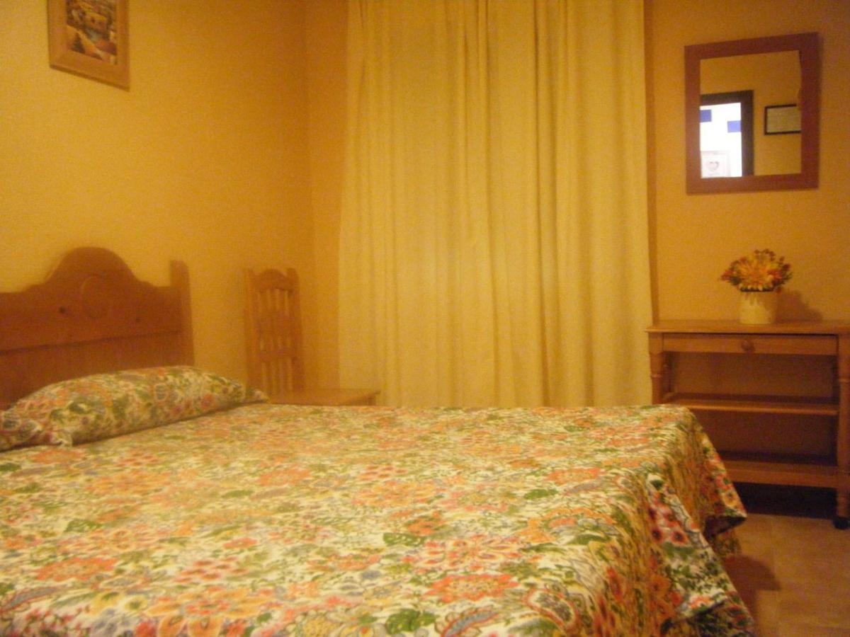 Hostal Muriel Aljaraque Ruang foto